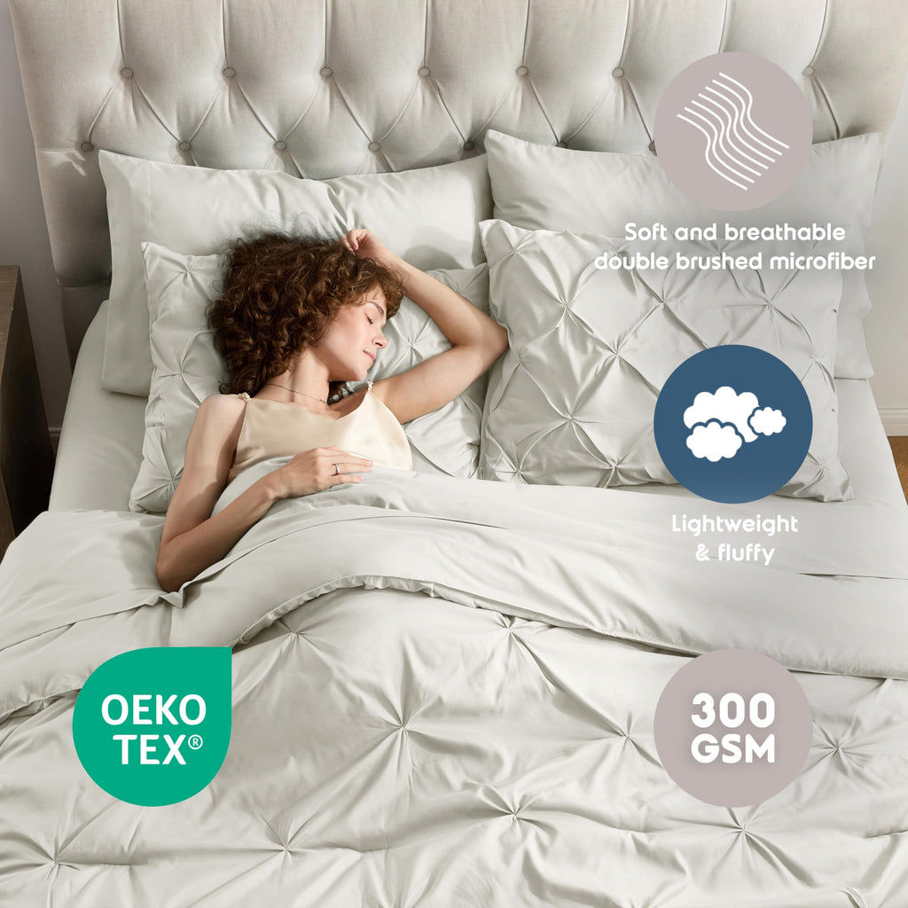 Off White Pinch Pleated 9 Piece King Comforter Set Q866211
