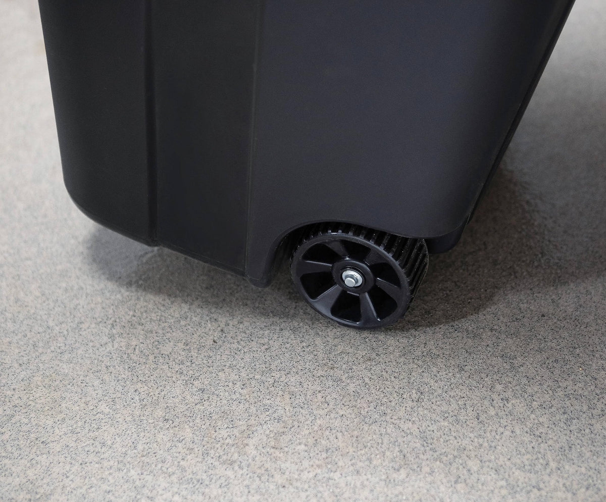 32 Gallon Black Plastic Garbage Can with Attached Lid M60658